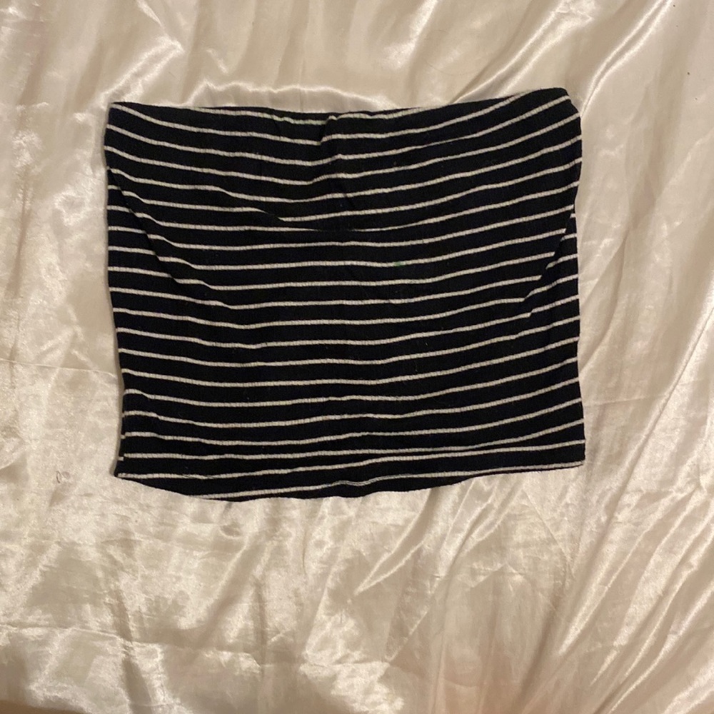 Small B/W striped sleeveless top American Eagle